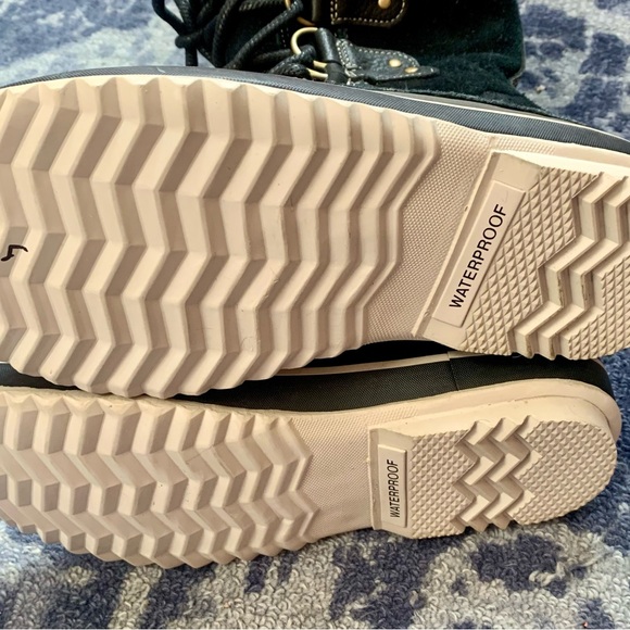 Sorel Joan of Arctic suede shearling waterproof winter boots. Black/stone sz 6.5 - Picture 6 of 12